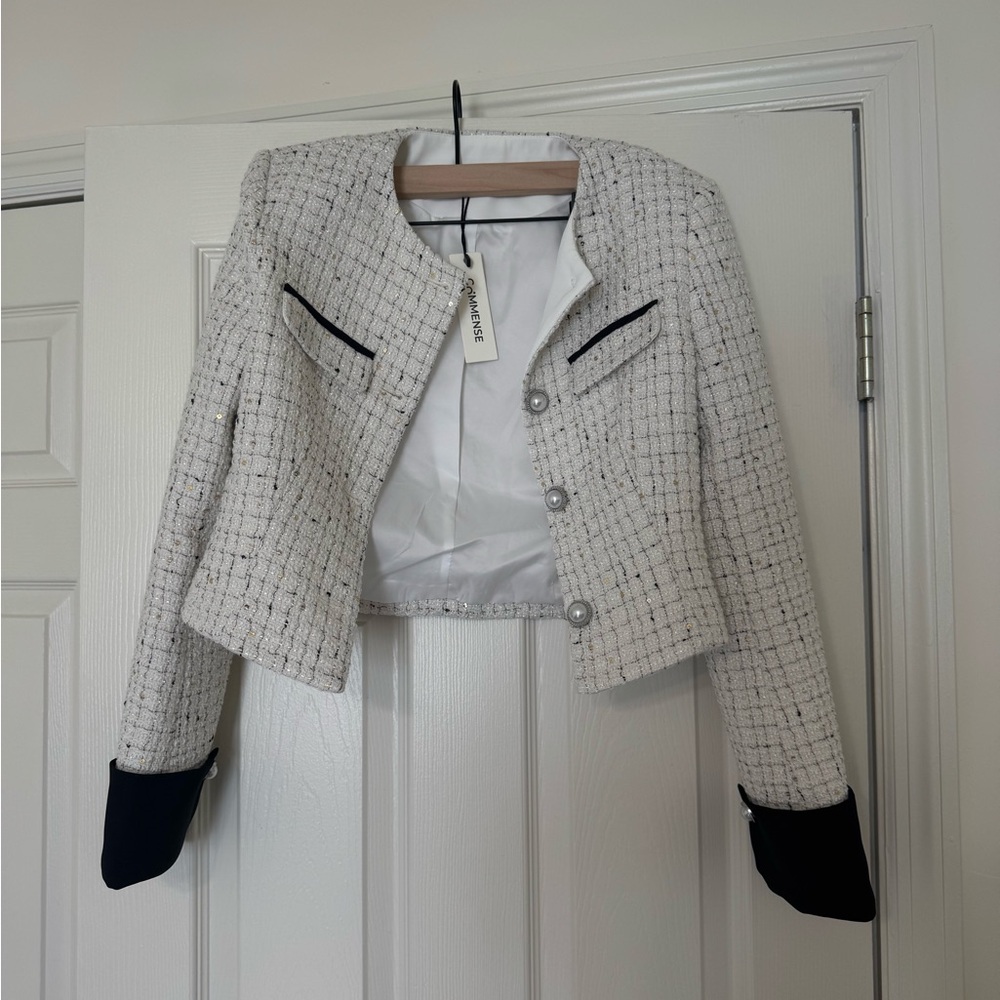 Commense White Tweed Cropped Jacket with Black Trim